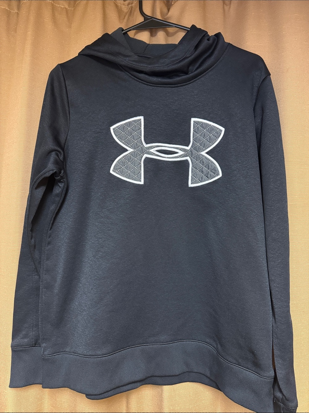 Under Armour Black Crewneck Hoodie with Quilted Logo